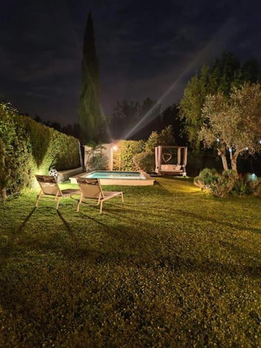 Le Cabanon Tendance Du Luberon Mérindol المظهر الخارجي الصورة